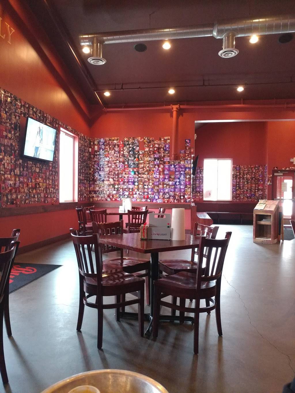 Bubs Burgers and Ice Cream | restaurant | 620 S Main St, Zionsville, IN 46077, USA | 3173440927 OR +1 317-344-0927