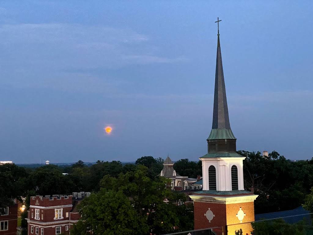The Roof | restaurant | 1111 E Broadway 8th floor, Columbia, MO 65201, USA | 5738757000 OR +1 573-875-7000