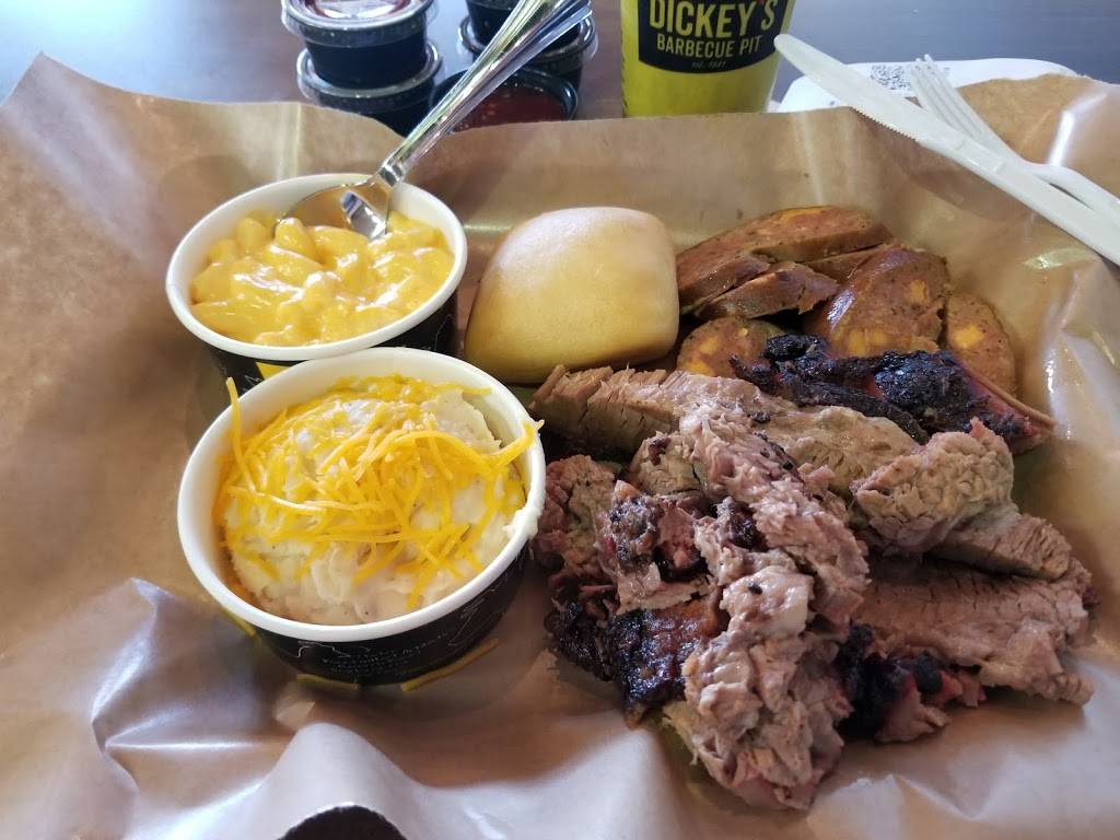 Dickeys Barbecue Pit | restaurant | 2435 E Imperial Hwy Unit E, Brea, CA 92821, USA | 7145158177 OR +1 714-515-8177