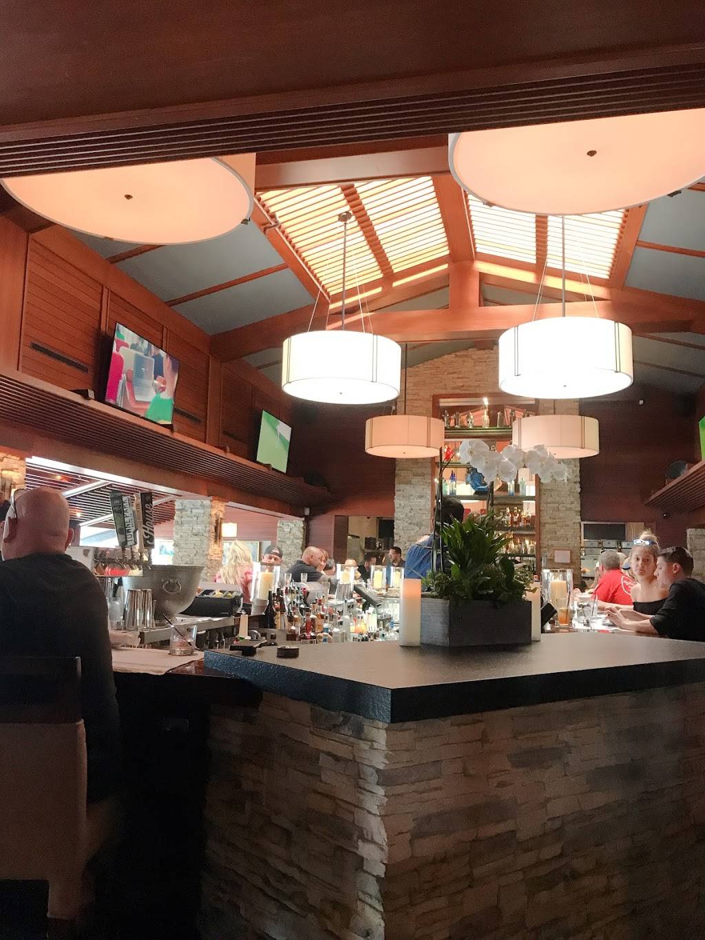 Tavern House Kitchen + Bar | restaurant | 333 Bayside Dr, Newport Beach, CA 92660, USA | 9496738464 OR +1 949-673-8464