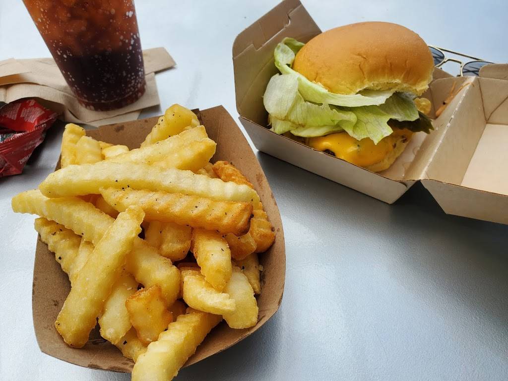 Square Burger | restaurant | 225 E Martin St, Raleigh, NC 27601, USA | 9198966600 OR +1 919-896-6600