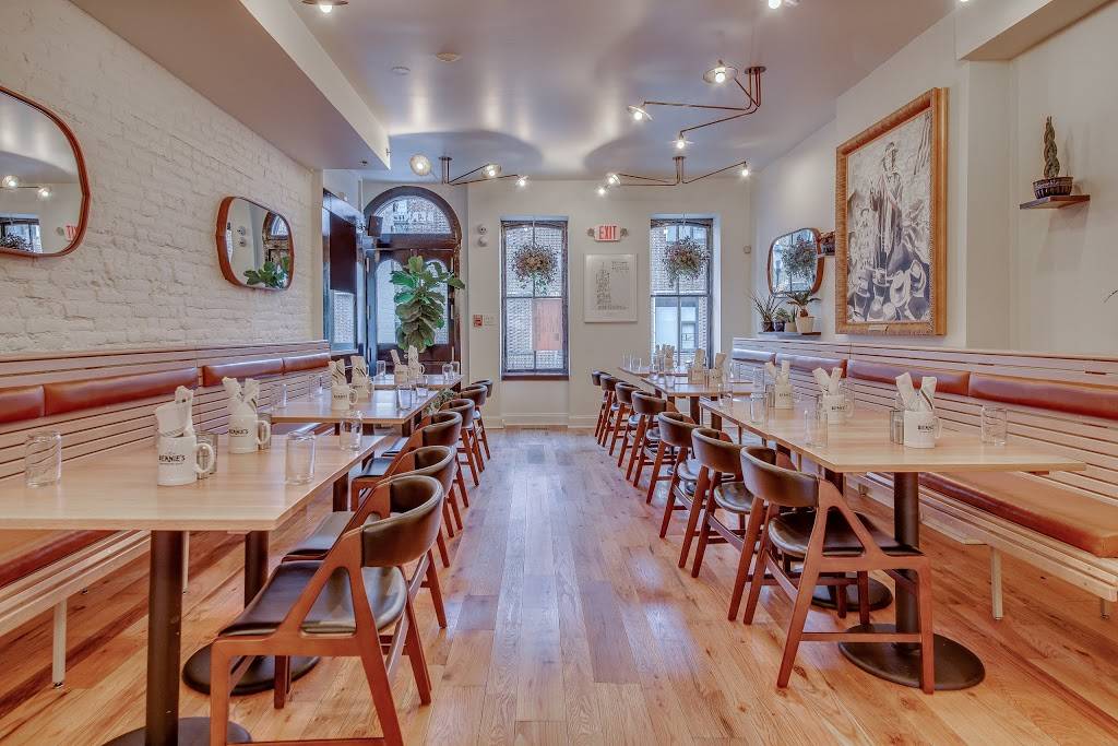 Bernies Restaurant & Bar - University City | restaurant | 3432 Sansom St, Philadelphia, PA 19104, USA | 2159216242 OR +1 215-921-6242