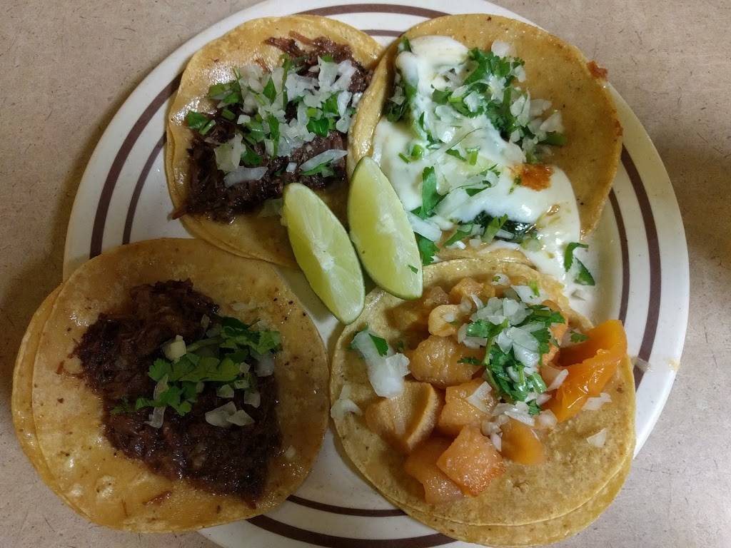Pancho Tacos | restaurant | 629 W Pioneer Pkwy, Arlington, TX 76010, USA | 8174601480 OR +1 817-460-1480