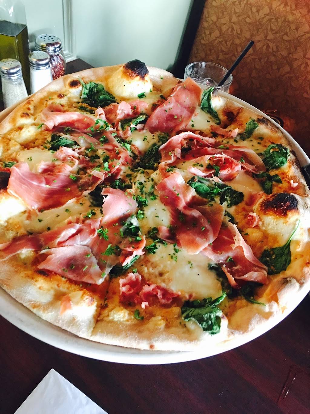 900 Degrees Neapolitan Pizzeria | meal takeaway | 50 Dow St, Manchester, NH 03101, USA | 6036410900 OR +1 603-641-0900