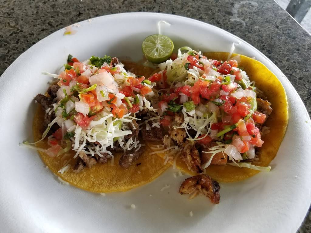 Speedy Street Tacos | restaurant | 25 N 40th St, Phoenix, AZ 85034, USA | 6022310800 OR +1 602-231-0800