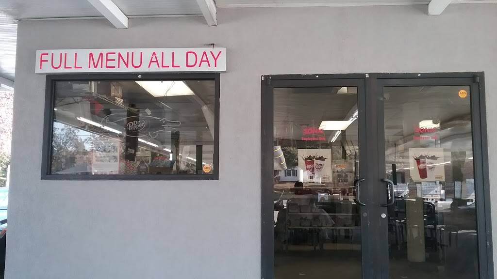 Sonic Drive-In | restaurant | 275 S Liberty St, Waynesboro, GA 30830, USA | 7064379400 OR +1 706-437-9400