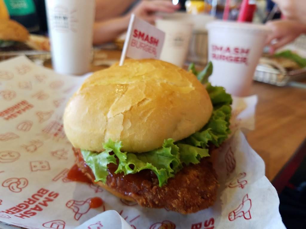 Smashburger | restaurant | 3225 Vicksburg Ln N Suite G, Bldg. B, Plymouth, MN 55447, USA | 7632521496 OR +1 763-252-1496