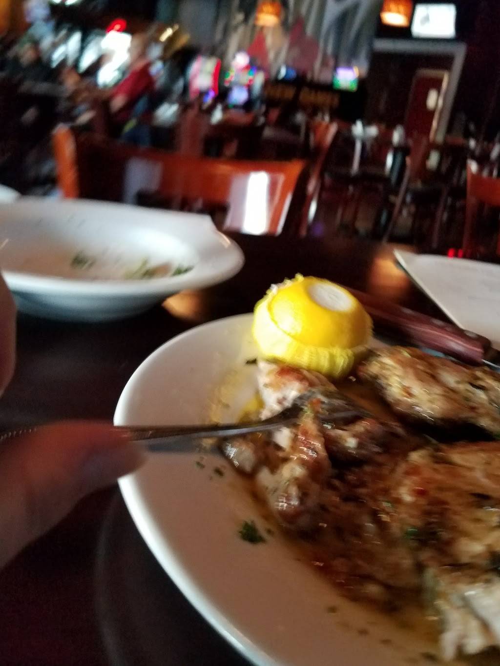 Tavern On La Grange | restaurant | 5403 South La Grange Road, Countryside, IL 60525, USA | 7084697760 OR +1 708-469-7760