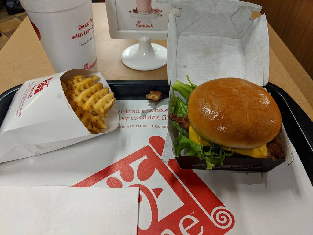 Chick-fil-A | restaurant | 701 N Milwaukee Ave Ste 360, Vernon Hills, IL 60061, USA | 8472478000 OR +1 847-247-8000
