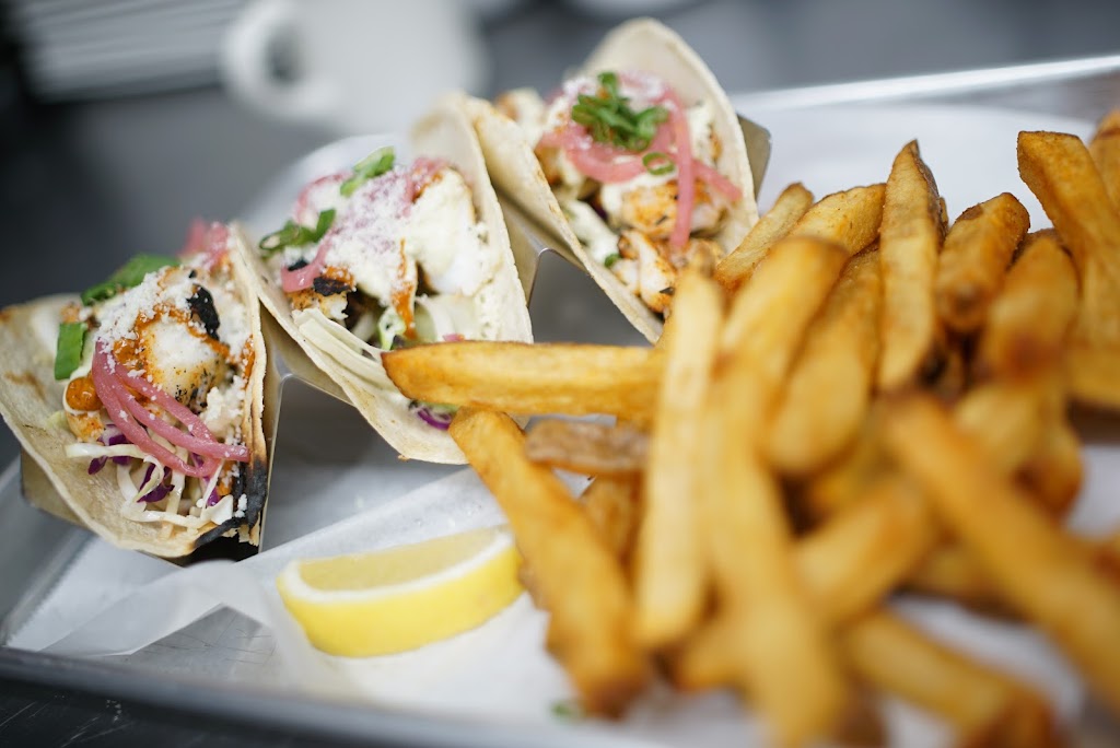 The White Duck Brew Pub | restaurant | 2527 US-202, Winthrop, ME 04364, USA | 2073955263 OR +1 207-395-5263