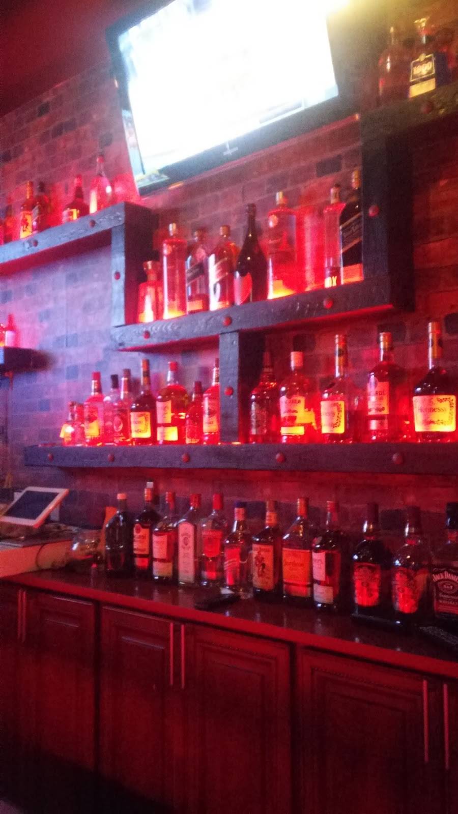 El Monumental | restaurant | 14428 Hillside Avenue, Jamaica, NY 11435, USA | 7187259727 OR +1 718-725-9727