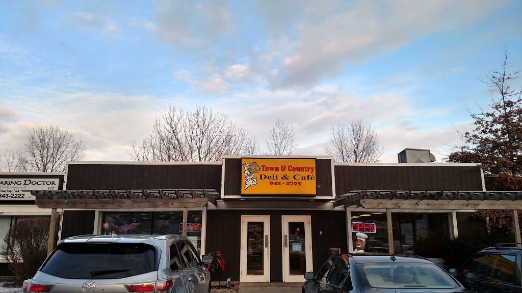 Town & Country Meat & Cheese | restaurant | 4755 NY-30, Amsterdam, NY 12010, USA | 5188422705 OR +1 518-842-2705