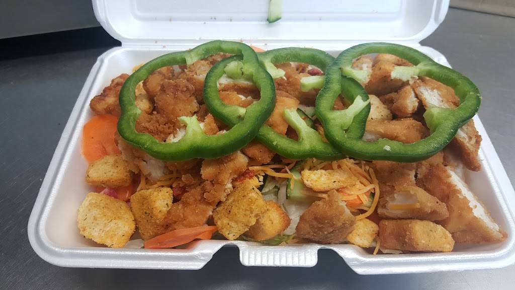 Frosty Bossie | restaurant | 314 Front St E, Coeburn, VA 24230, USA | 2763952083 OR +1 276-395-2083