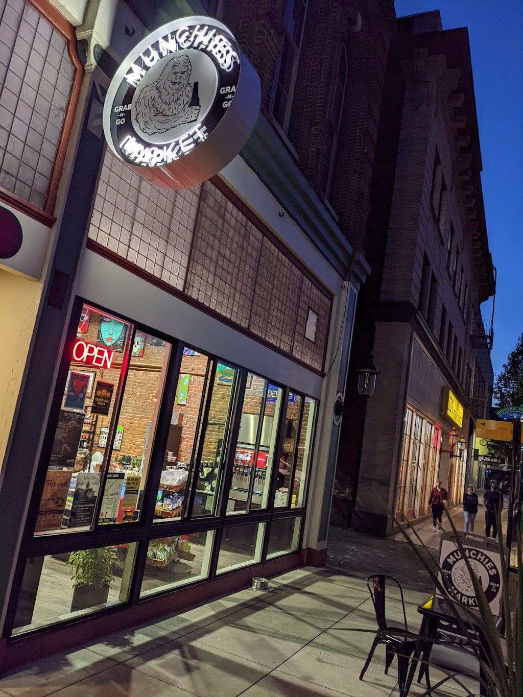 Munchies Market | restaurant | Court Street side of the Reed Opera House, 189 Liberty St NE Suite 107, Salem, OR 97301, USA | 5033027244 OR +1 503-302-7244