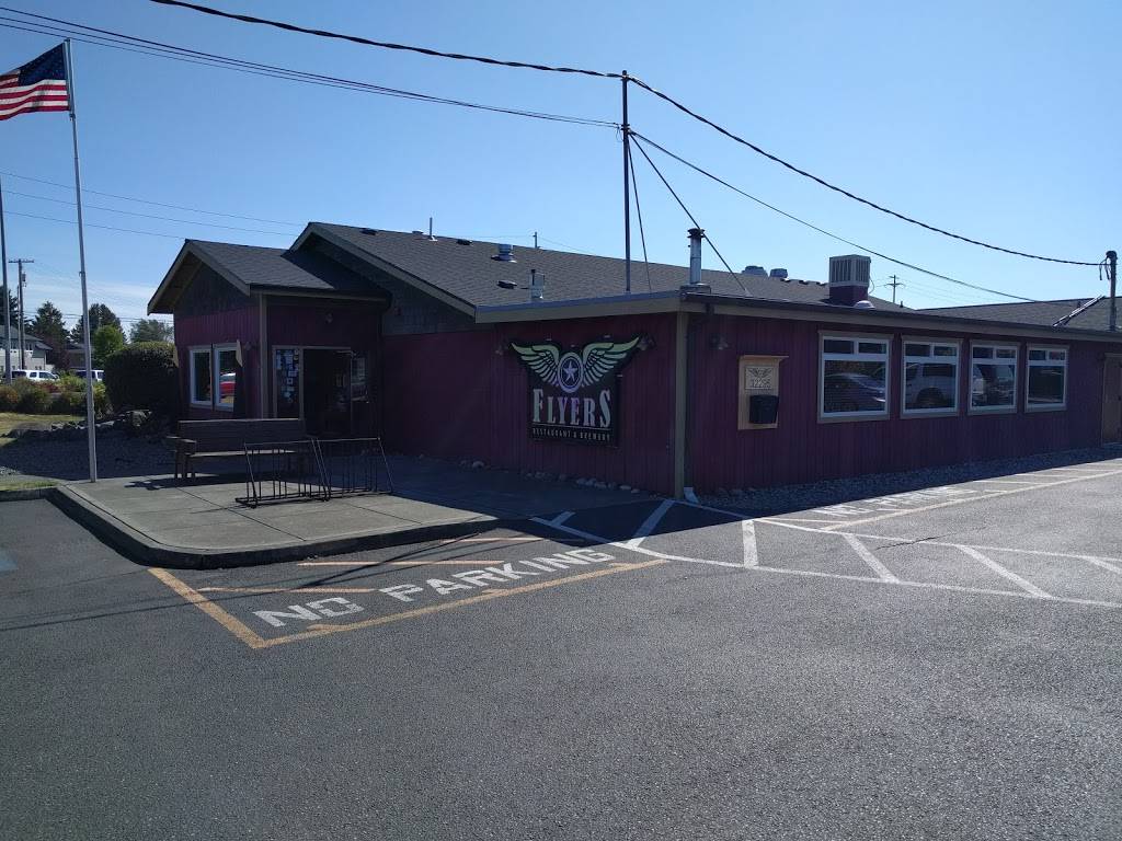 Flyers Restaurant and Brewery | restaurant | 32295 WA-20, Oak Harbor, WA 98277, USA | 3606755858 OR +1 360-675-5858