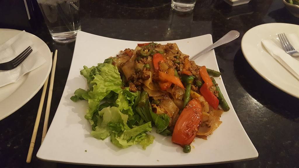 Bai Plu Thai & Sushi Bar | restaurant | 2119 N Bellflower Blvd, Long Beach, CA 90815, USA | 5623432651 OR +1 562-343-2651