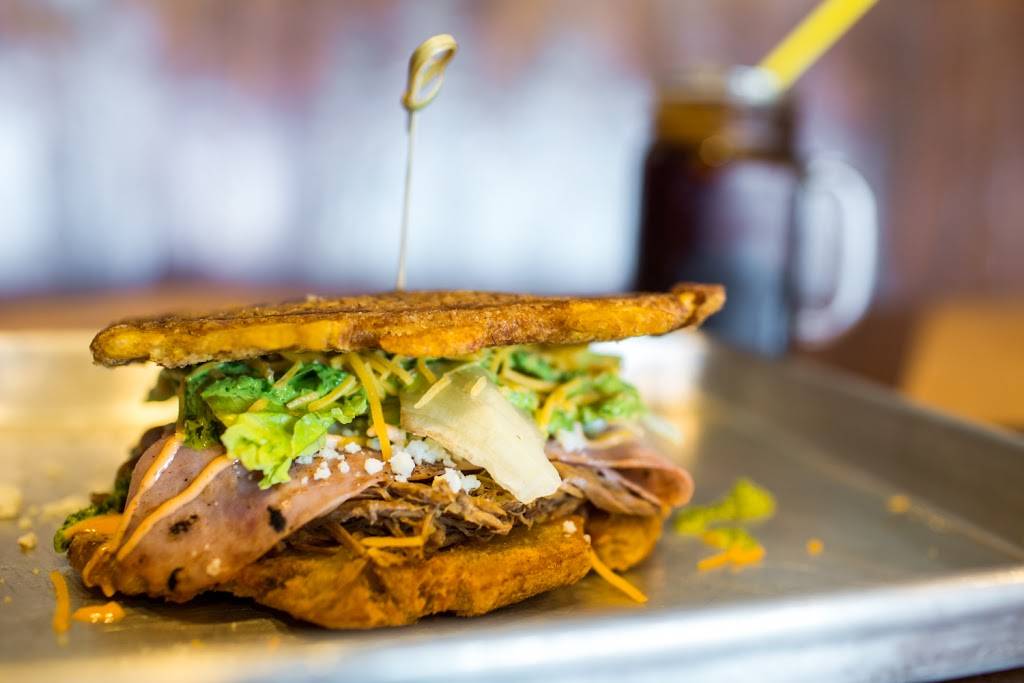 Bululú Bar And Grill | night club | 104 W Elms Rd #200, Killeen, TX 76542, USA | 2542458493 OR +1 254-245-8493