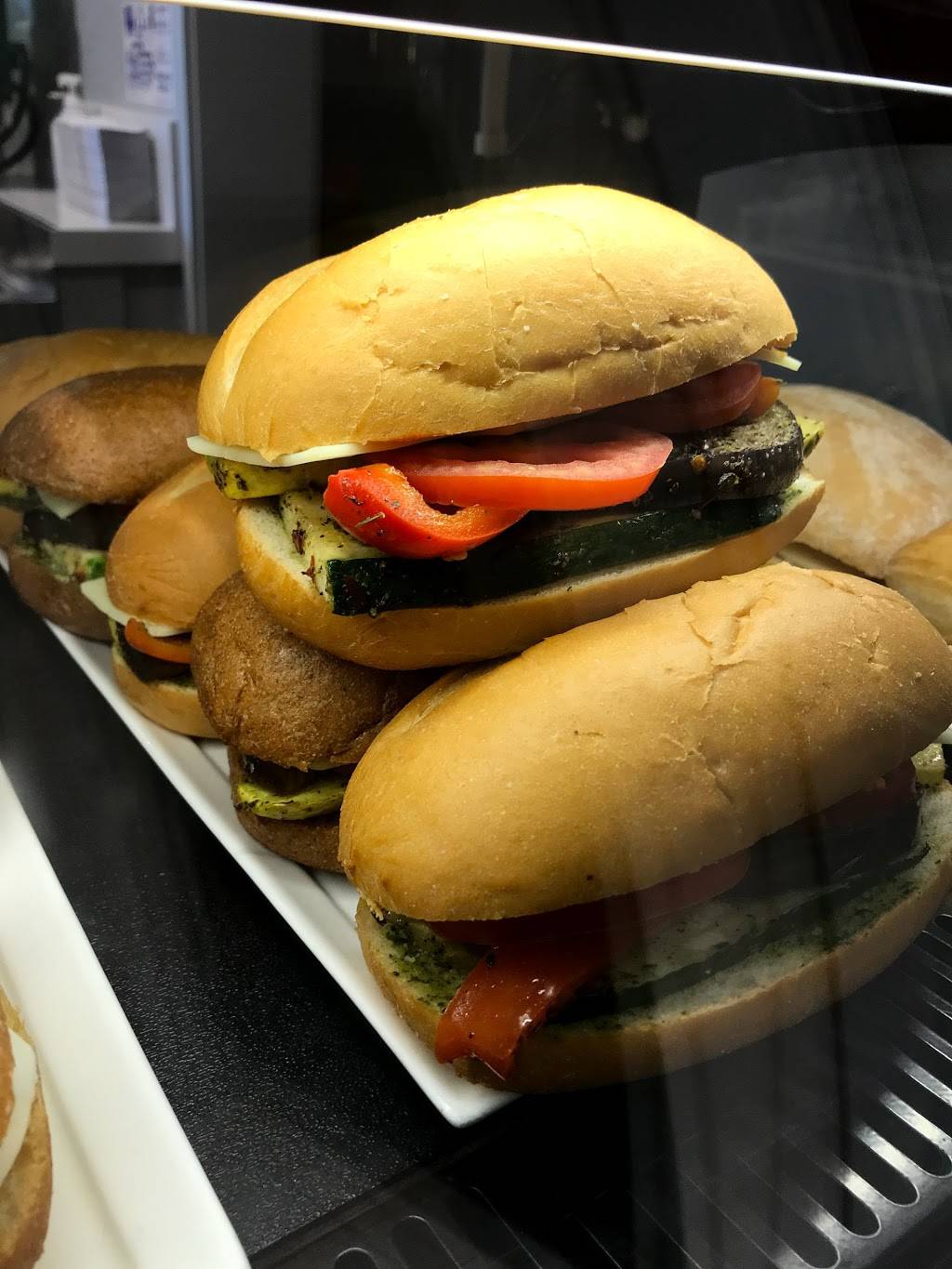 ZoomCaffe | cafe | 211 Quarry Rd, Palo Alto, CA 94304, USA | 6507233752 OR +1 650-723-3752