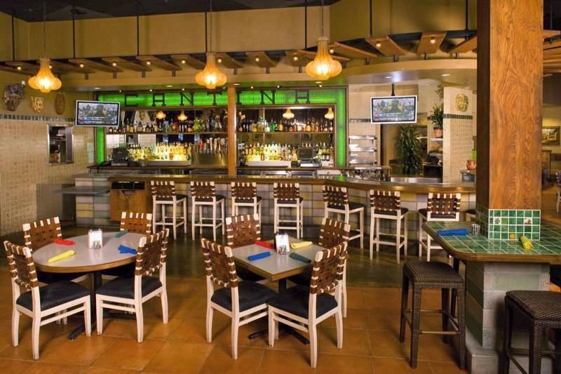 Miguels Cocina | restaurant | 970 Eastlake Pkwy #108, Chula Vista, CA 91914, USA | 6196562822 OR +1 619-656-2822