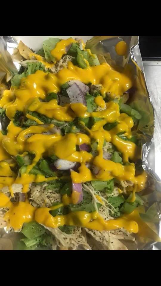 Tnt Brickhouse Soul Food | restaurant | 2948 W 11th Ave, Gary, IN 46404, USA | 2194556057 OR +1 219-455-6057