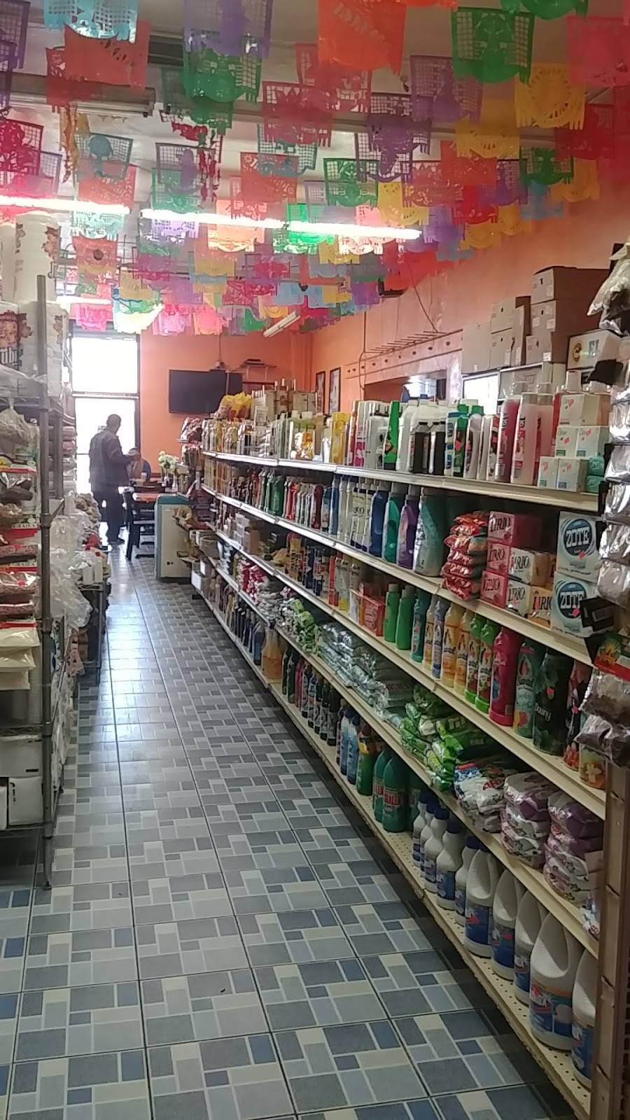 El Valle Oaxaqueno | restaurant | 2318 W Jefferson Blvd, Los Angeles, CA 90018, USA | 3237661727 OR +1 323-766-1727