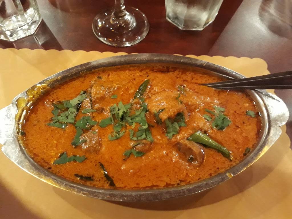 Hemas Kitchen | restaurant | 2439 W Devon Ave, Chicago, IL 60659, USA | 7733381627 OR +1 773-338-1627