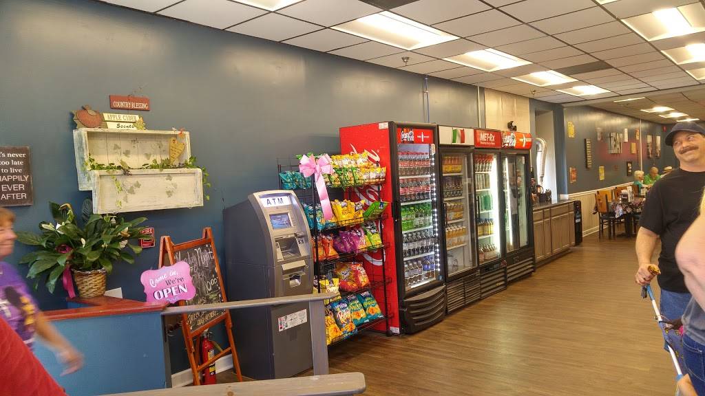 Jillaneys Luncheonette | restaurant | 220 Main St, Keansburg, NJ 07734, USA | 7327695454 OR +1 732-769-5454