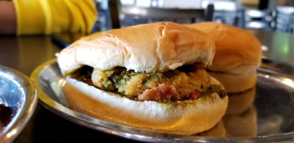 Krishna Catering & Restaurant | restaurant | 29206 Orchard Lake Rd, Farmington Hills, MI 48334, USA | 7345133663 OR +1 734-513-3663