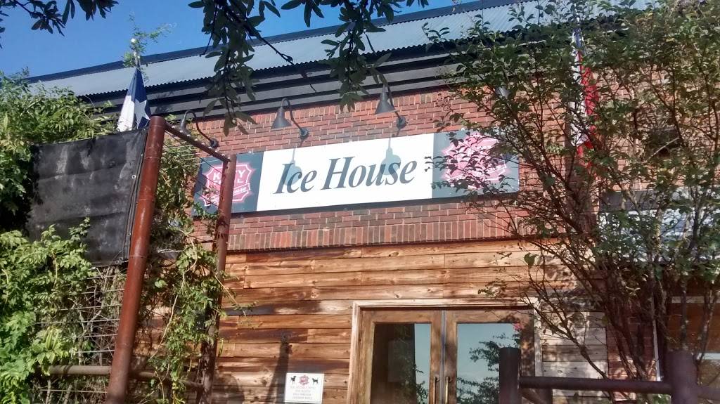 Katy Trail Ice House Outpost | restaurant | 4700 W Park Blvd, Plano, TX 75093, USA | 9725999000 OR +1 972-599-9000