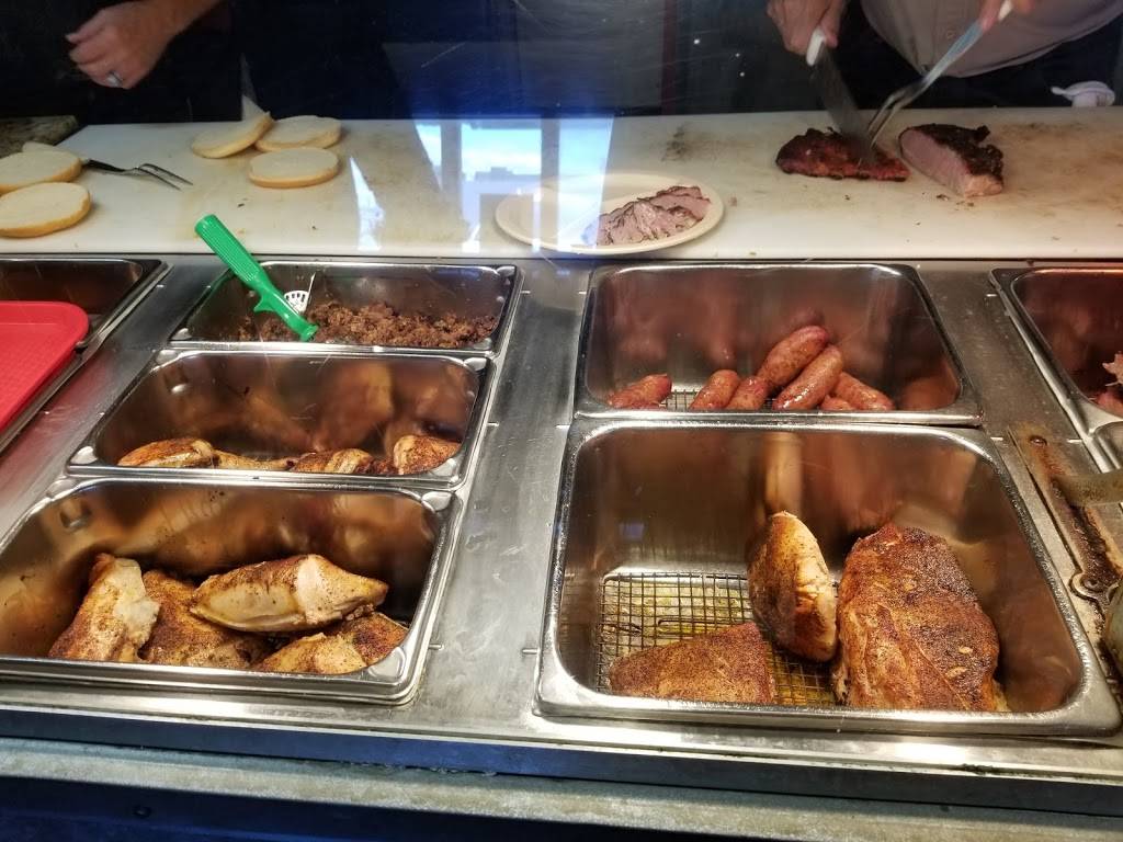 Howards BBQ & Catering | restaurant | 1002 Antelope St, Corpus Christi, TX 78401, USA | 3618821200 OR +1 361-882-1200