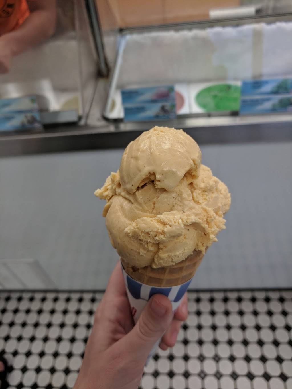 The Dairy Station | restaurant | 704 N Detroit St, Xenia, OH 45385, USA | 9373721100 OR +1 937-372-1100