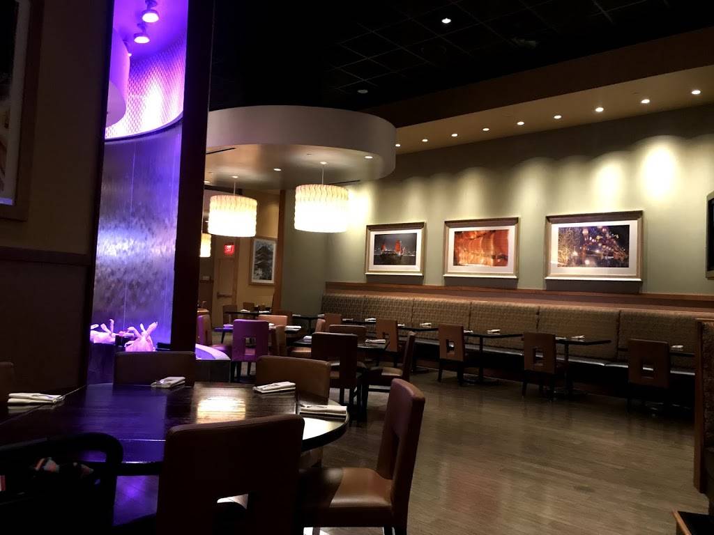 Pearl Asian Cuisine Restruant | restaurant | 1 Red Hawk Parkway, Placerville, CA 95667, USA | 5306777000 OR +1 530-677-7000