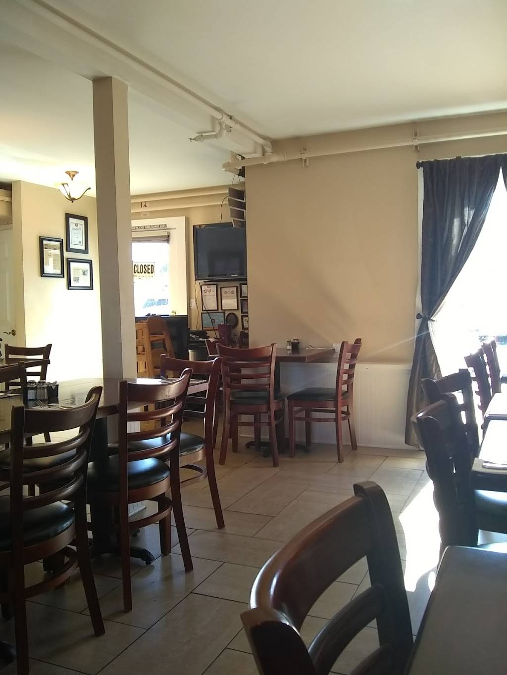 Euro Grill | restaurant | 980 El Camino Real #100, Santa Clara, CA 95050, USA | 4082449745 OR +1 408-244-9745