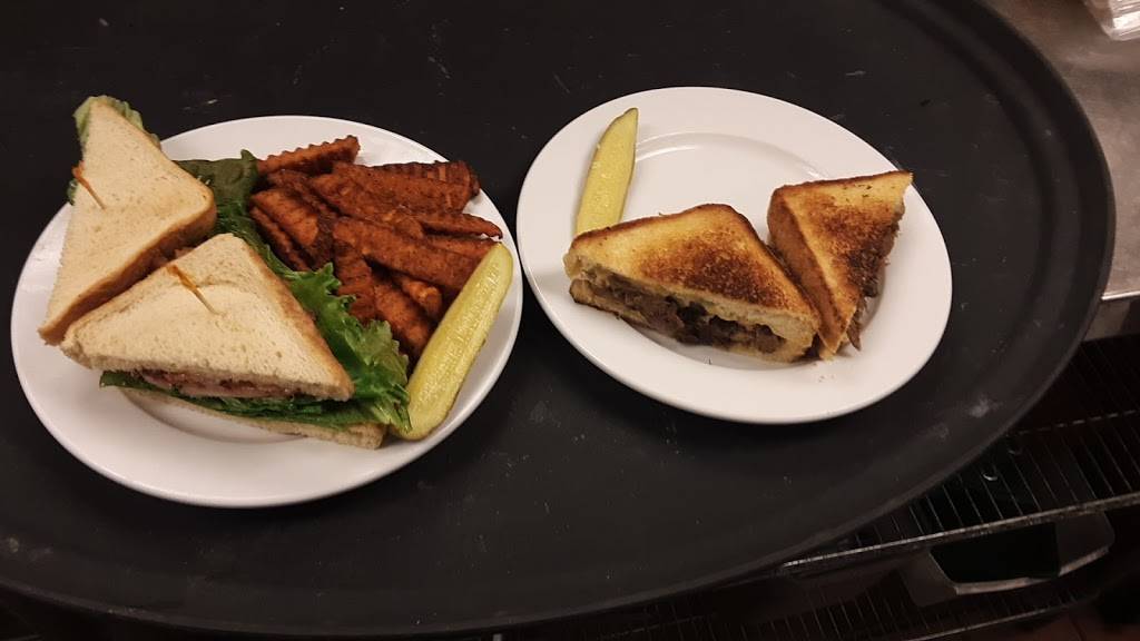 The Old Horseshoe Restaurant and Tavern | restaurant | 65 S Main St, Johnstown, OH 43031, USA | 7409673663 OR +1 740-967-3663