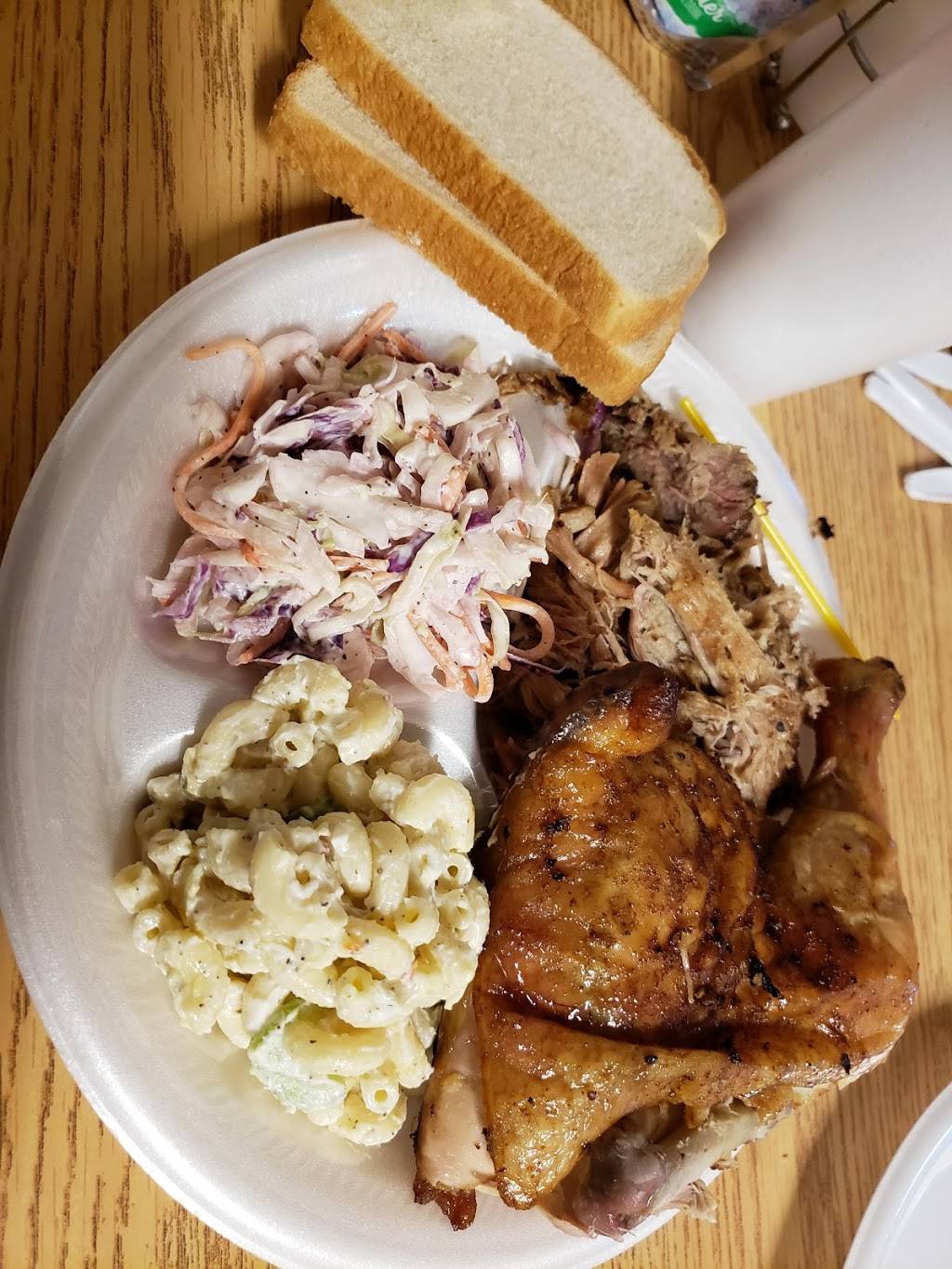 Smokin Joes of Texas | restaurant | 114 N Weidner Rd, San Antonio, TX 78233, USA | 2102310849 OR +1 210-231-0849