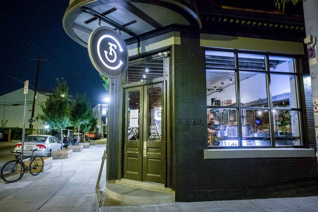 Front Street Cafe | cafe | 1253 N Front St, Philadelphia, PA 19122, USA | 2155153073 OR +1 215-515-3073