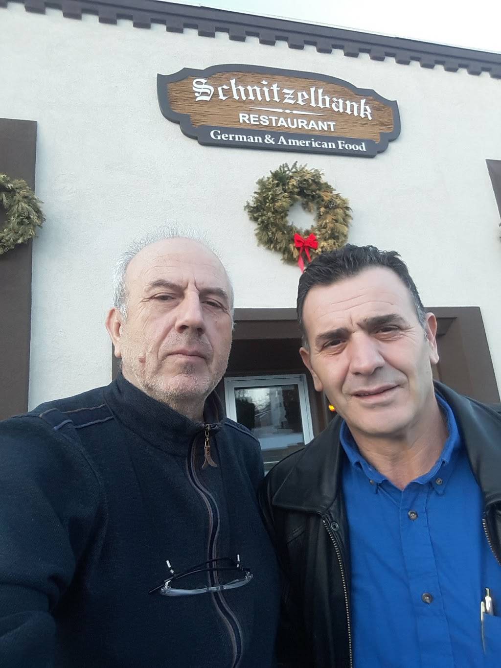 Schnitzelbank Restaurant | restaurant | 1170 Main St, Plain, WI 53577, USA | 6085461110 OR +1 608-546-1110