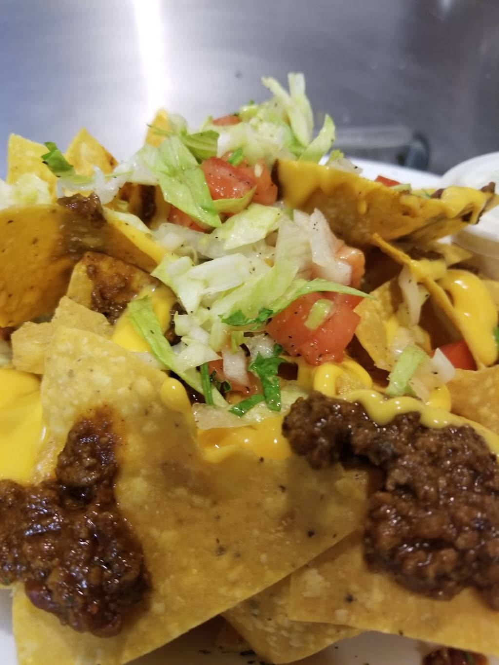 Team Dez Sports Bar & Grill | restaurant | 2586 Morris Ave, Union, NJ 07083, USA | 9082587450 OR +1 908-258-7450