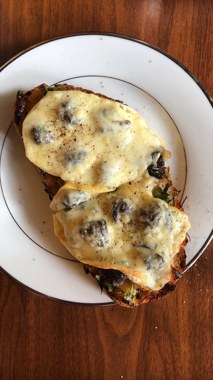 Belfountain Inn | restaurant | 792 Forks of the Credit Rd, Belfountain, ON L7K 0E7, Canada | 5199279219 OR +1 519-927-9219