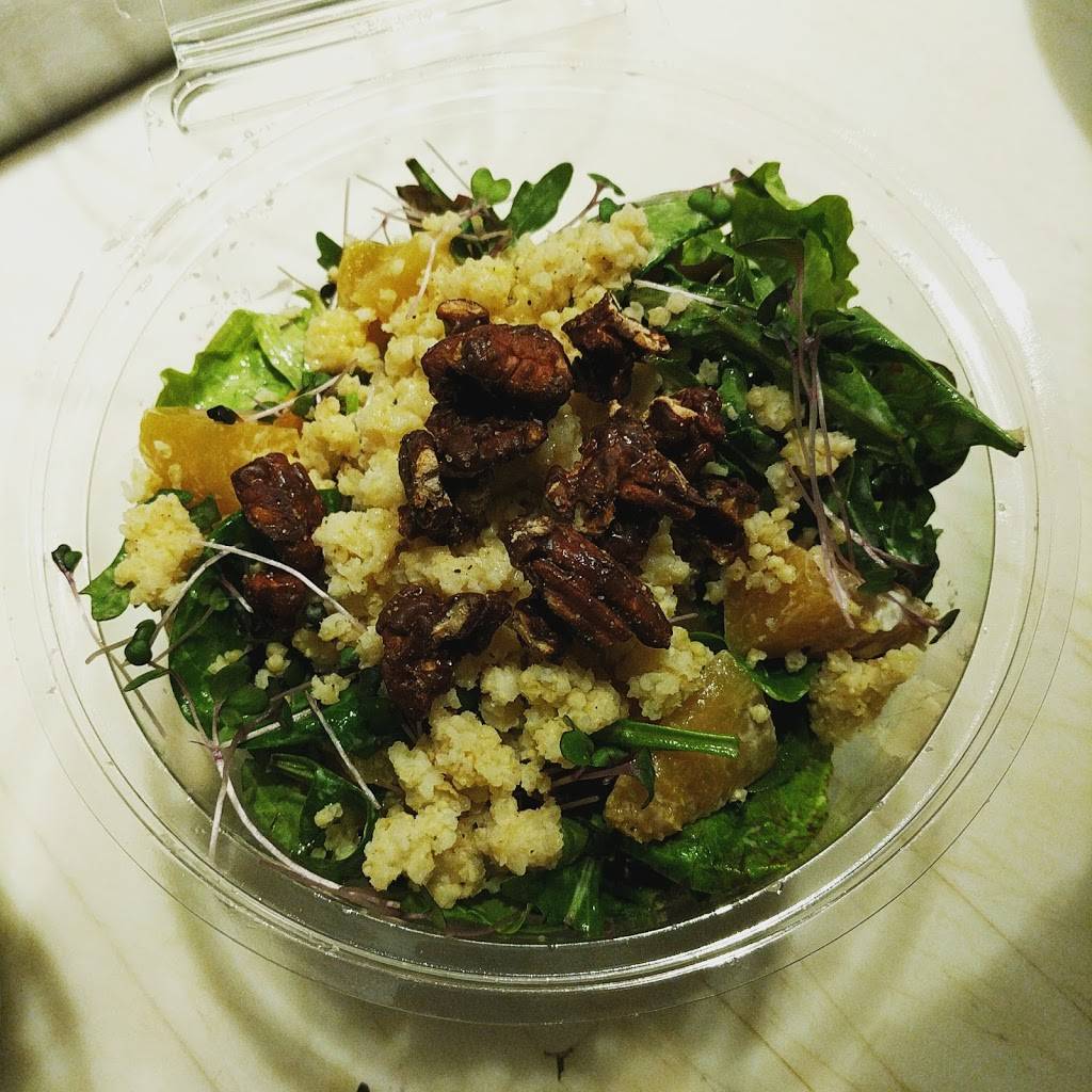 Farmhouse | restaurant | 700 Locust St, Des Moines, IA 50309, USA | 5153693276 OR +1 515-369-3276