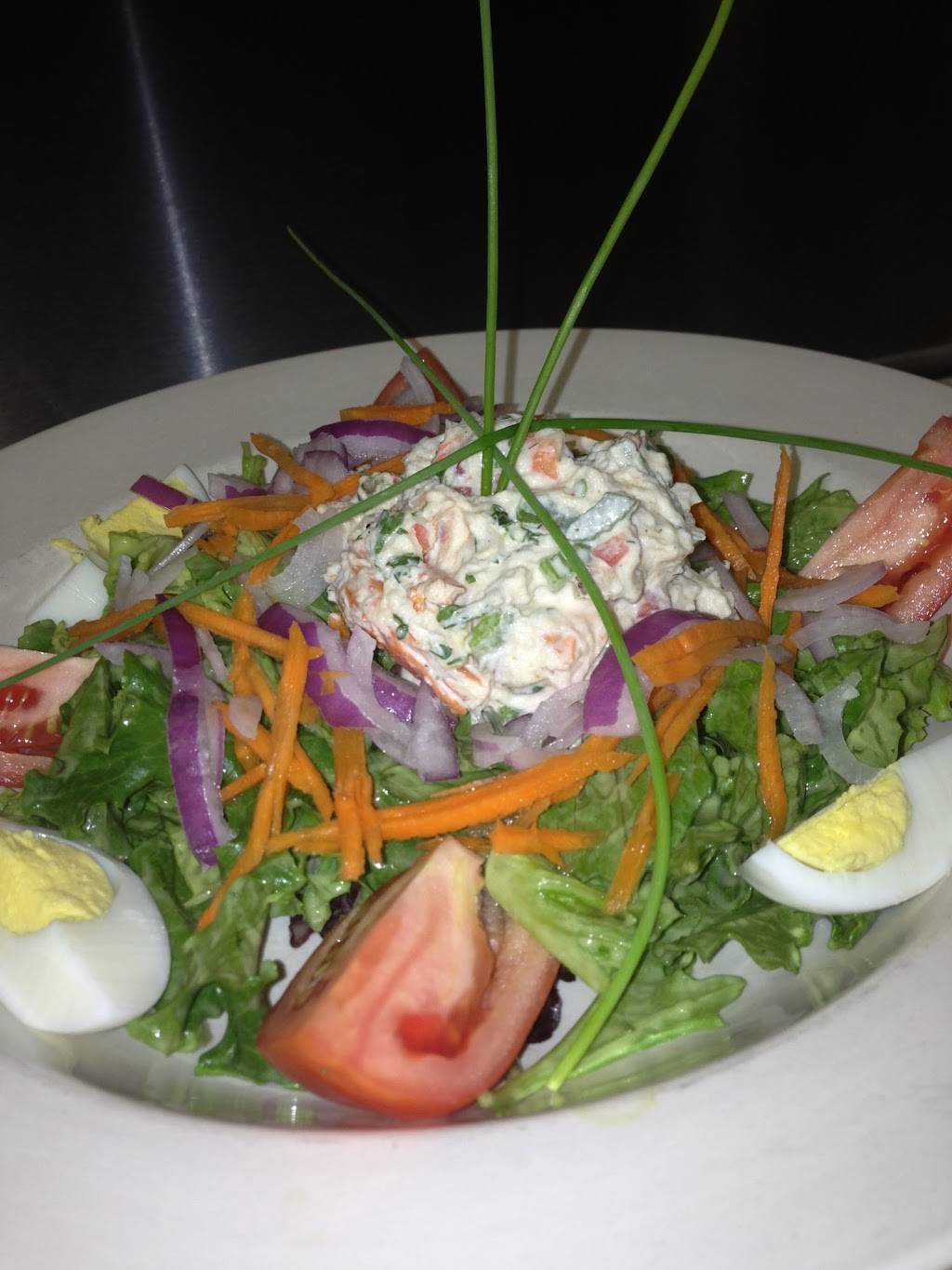 Mainland Grille | restaurant | 2250 Rittenhouse Rd, Harleysville, PA 19438, USA | 2152566192 OR +1 215-256-6192