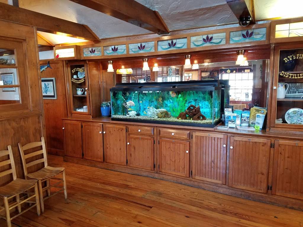 Sugar Creek Seafood Restaurant | restaurant | 7340 S Virginia Dare Trail, Nags Head, NC 27959, USA | 2524414963 OR +1 252-441-4963