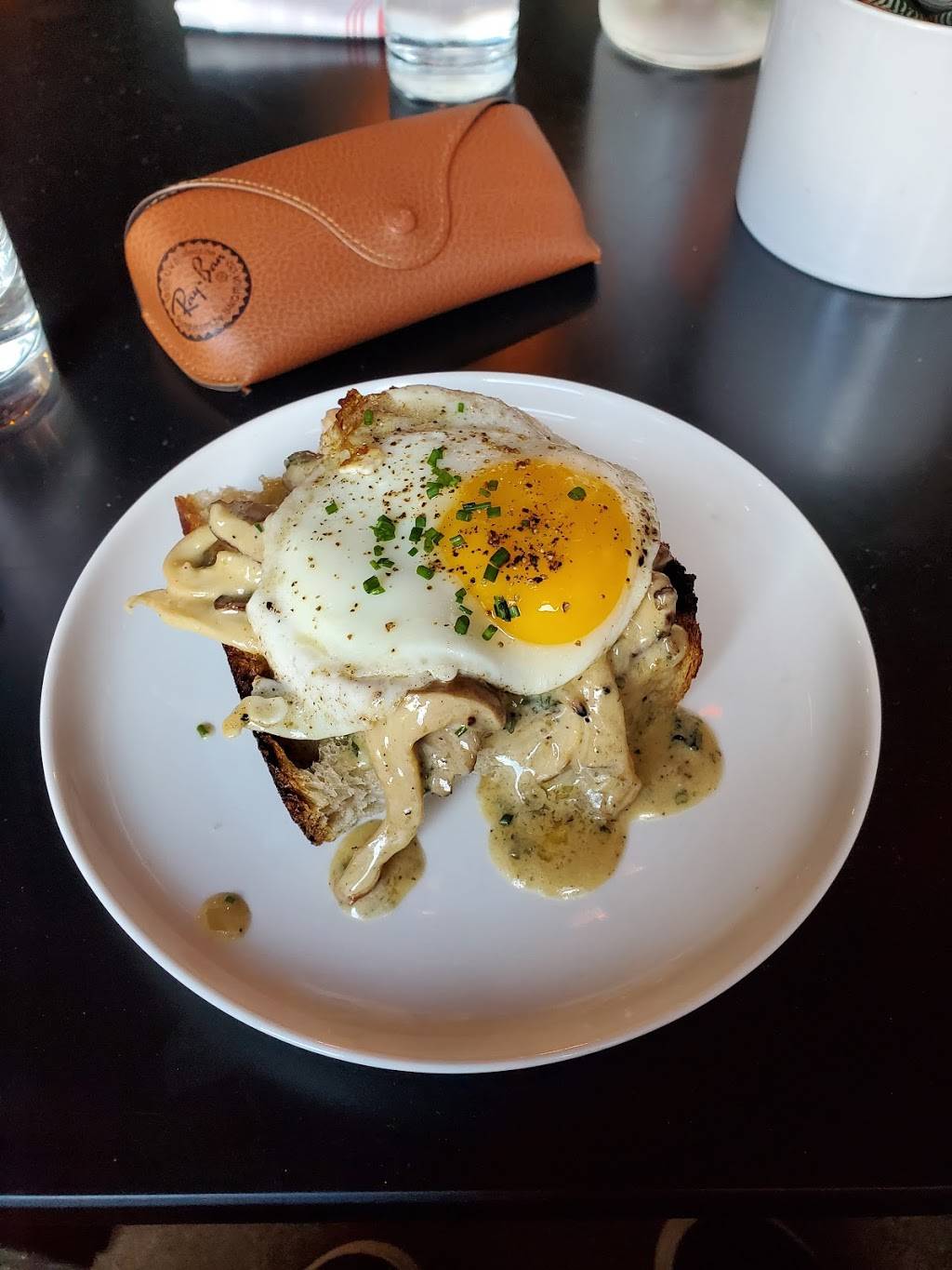 Lolita | restaurant | 90 Congress St, Portland, ME 04101, USA | 2077755652 OR +1 207-775-5652