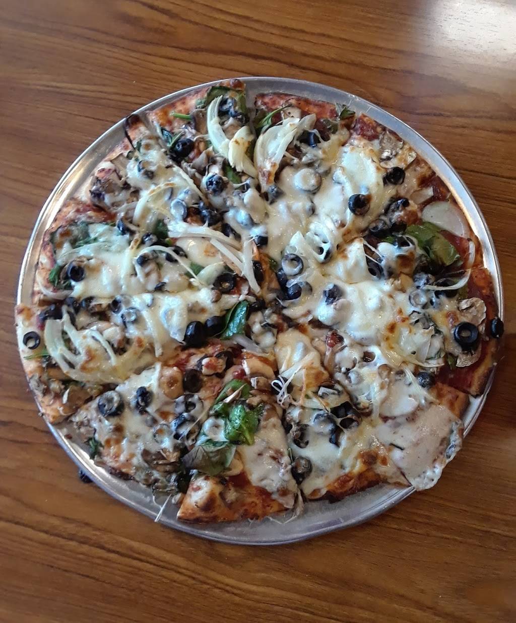 Mikeys Pizzeria | restaurant | 835 OR-99W, McMinnville, OR 97128, USA | 5038834448 OR +1 503-883-4448