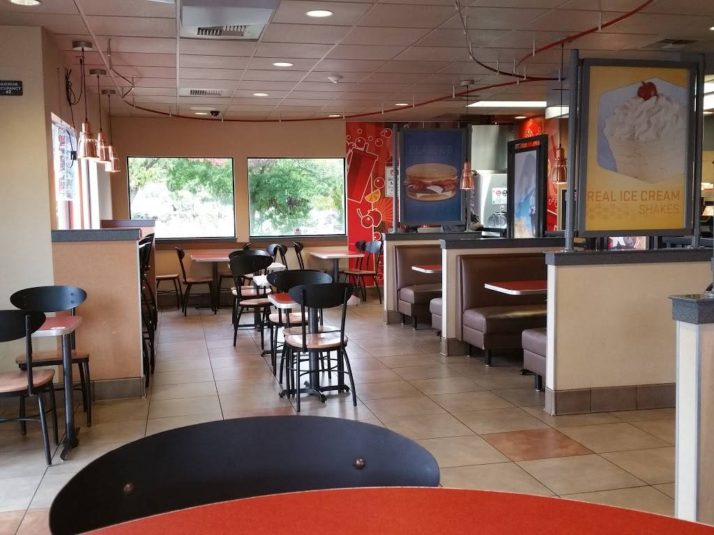 Jack in the Box | restaurant | 827 Ave D, Snohomish, WA 98290, USA | 3605686644 OR +1 360-568-6644