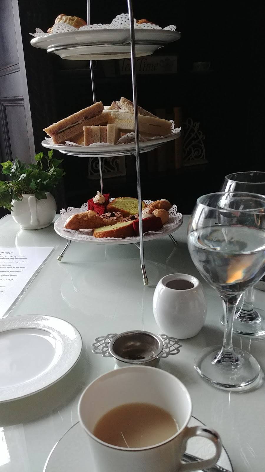 The Hidden Oak Café | cafe | 440 Montauk Hwy, Great River, NY 11739, USA | 6312773895 OR +1 631-277-3895