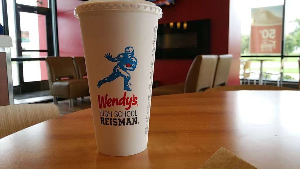 Wendys | restaurant | 131 E Industrial Dr E, Sulphur Springs, TX 75482, USA | 9035582040 OR +1 903-558-2040