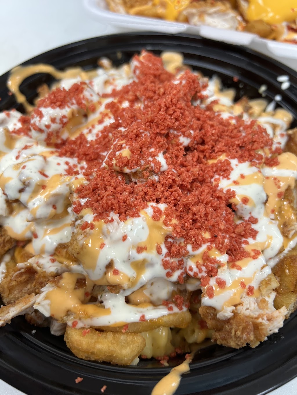 Crunchy box | restaurant | 24546 Ford Rd, Dearborn Heights, MI 48127, USA | 3137895252 OR +1 313-789-5252