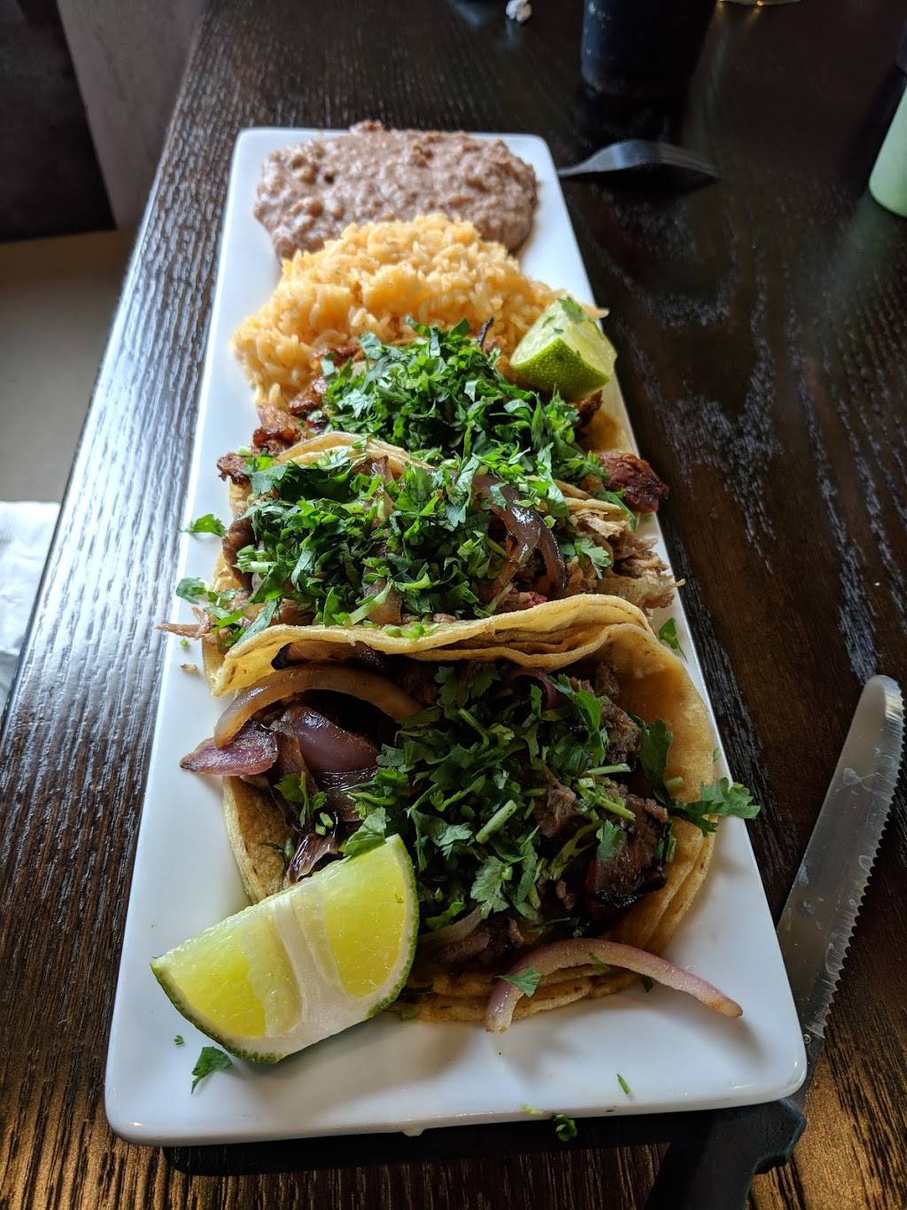 Burrito Parrilla Mexicana - Batavia | restaurant | 76 S Randall Rd, Batavia, IL 60510, USA | 6303269336 OR +1 630-326-9336