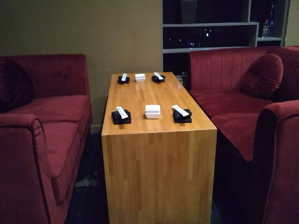 Koi Japanese Sushi Bar & Lounge | restaurant | 3350 Dowlen Rd C, Beaumont, TX 77706, USA | 4093478202 OR +1 409-347-8202